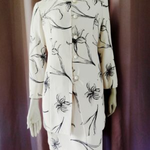 Ensemble veste jupe motifs fleurs de Lys "Anne Weyburn"
