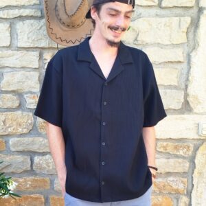 Chemise manches courtes noire "Boohoo" taille M